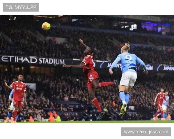 英超场均被射正3.2次球队增多 整体防守强度显著提升 英超场均被射正3.2次球队增多 整体防守强度显著提升